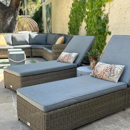 Apartment Cosy Avec Piscine ,parking Et Jardin