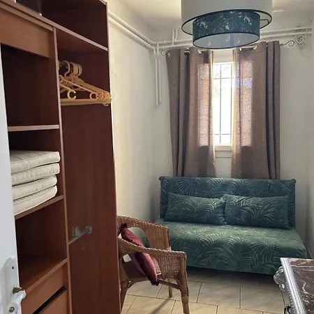 Apartment Cosy Avec Piscine ,parking Et Jardin *