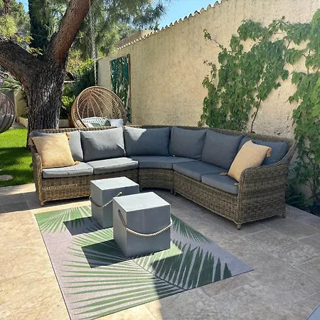 Apartment Cosy Avec Piscine ,parking Et Jardin