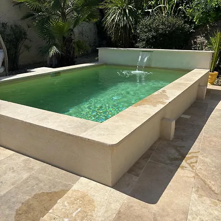 Cosy Avec Piscine ,parking Et Jardin