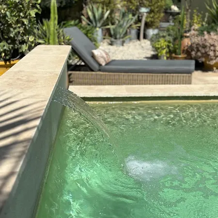 Cosy Avec Piscine ,parking Et Jardin Villeneuve-les-Avignon